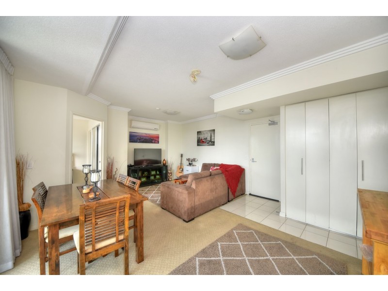 2116/10 Fifth Avenue, Palm Beach QLD 4221