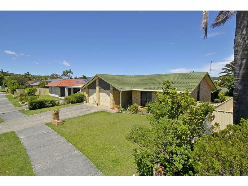 63 Ironbark Street, Elanora QLD 4221