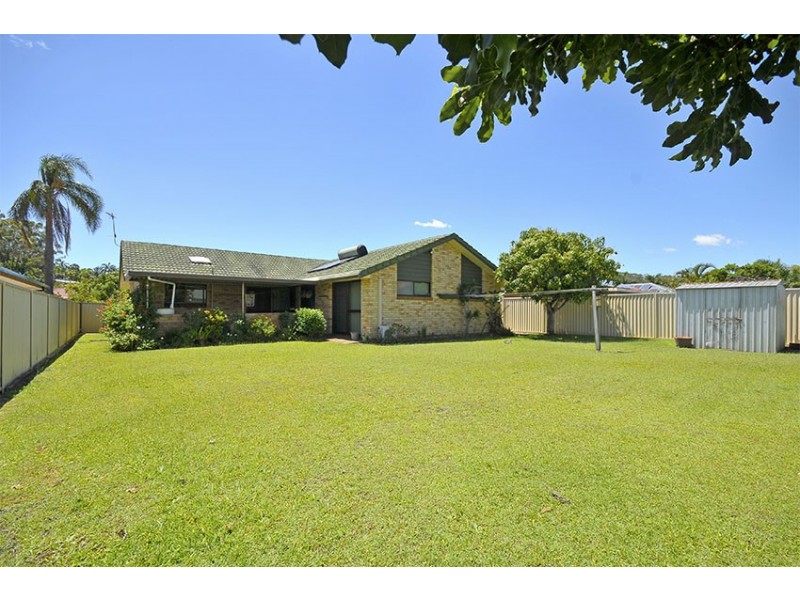 63 Ironbark Street, Elanora QLD 4221