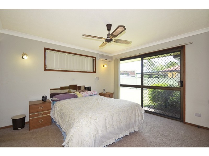 63 Ironbark Street, Elanora QLD 4221