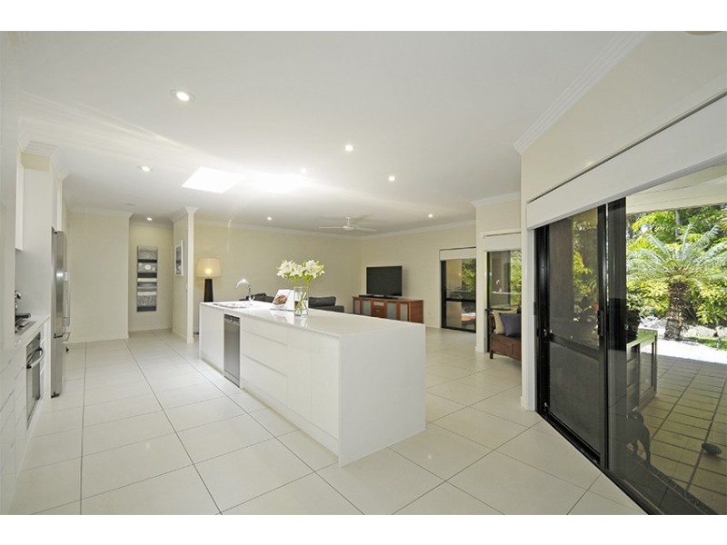 84 Blamey Drive, Currumbin QLD 4223