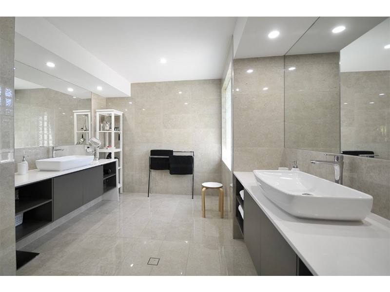 84 Blamey Drive, Currumbin QLD 4223