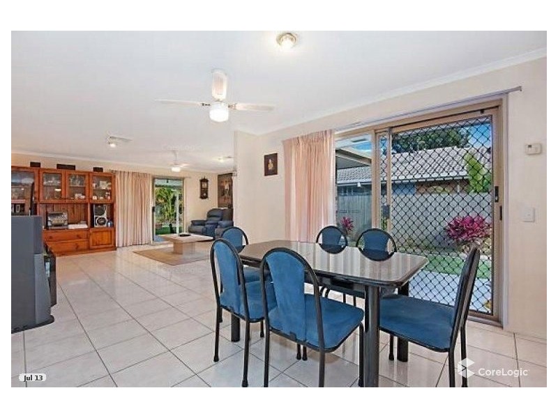 36 Cumberland Drive, Varsity Lakes QLD 4227
