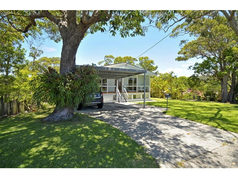 4 Hillcrest Avenue, Tugun QLD 4224