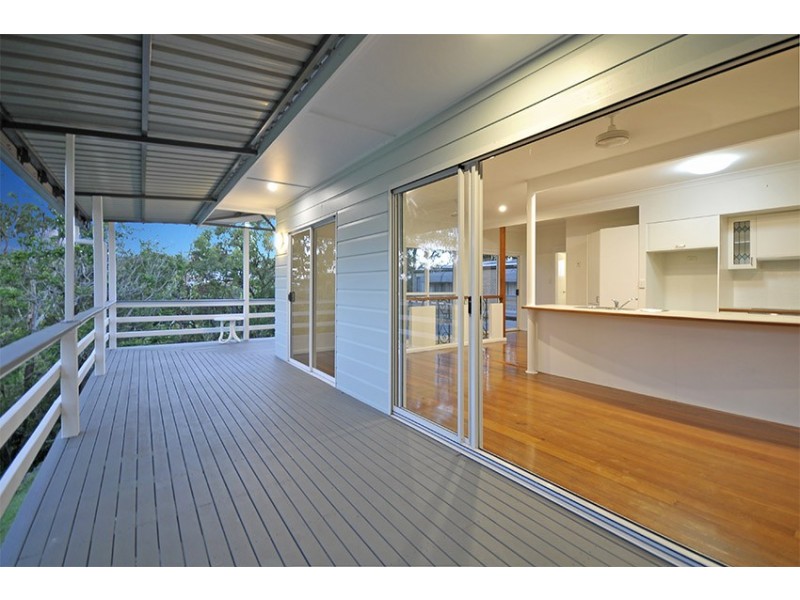 4 Hillcrest Avenue, Tugun QLD 4224