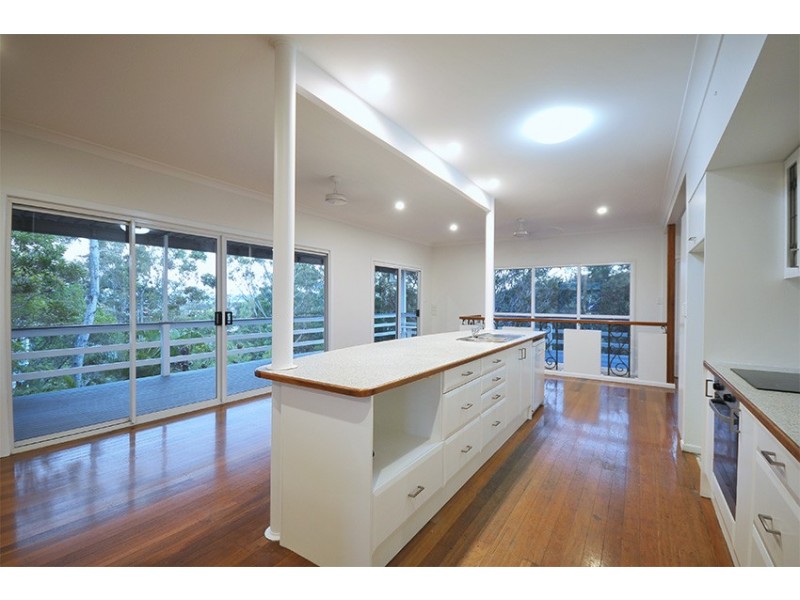 4 Hillcrest Avenue, Tugun QLD 4224