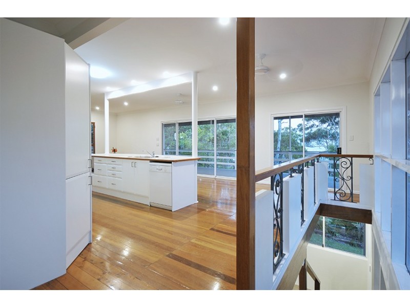 4 Hillcrest Avenue, Tugun QLD 4224