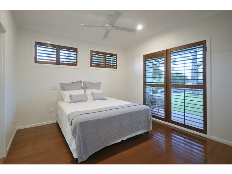 4 Hillcrest Avenue, Tugun QLD 4224