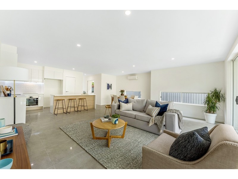 1/4 Beelyu Street, Burleigh Heads QLD 4220