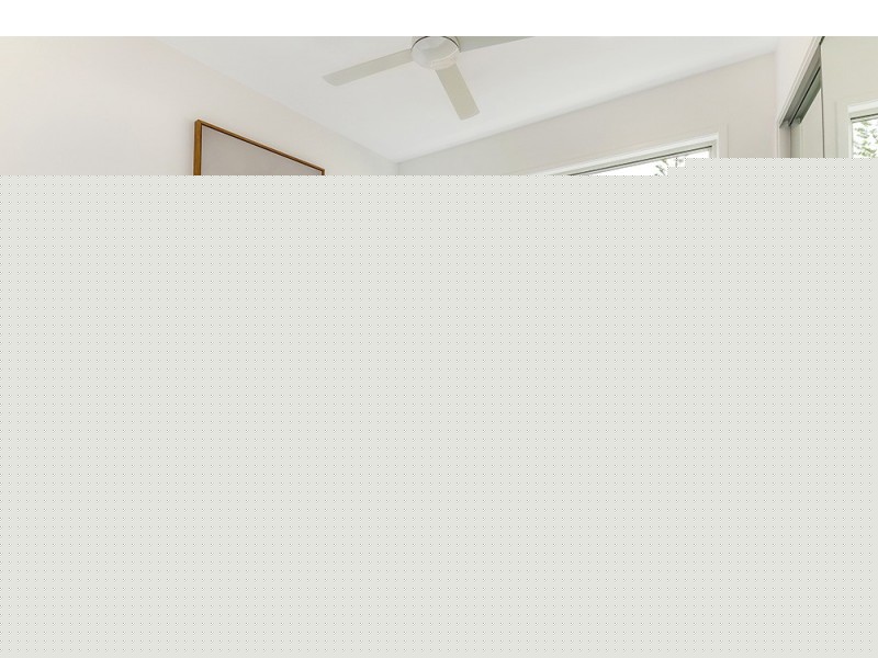 1/4 Beelyu Street, Burleigh Heads QLD 4220