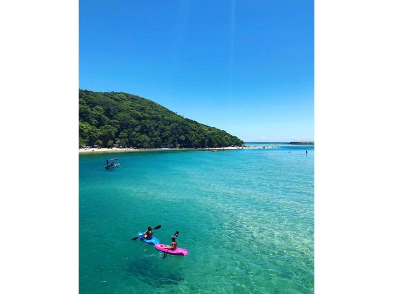 1/4 Beelyu Street, Burleigh Heads QLD 4220