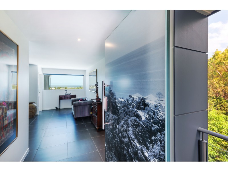 53 Crest Drive, Currumbin QLD 4223