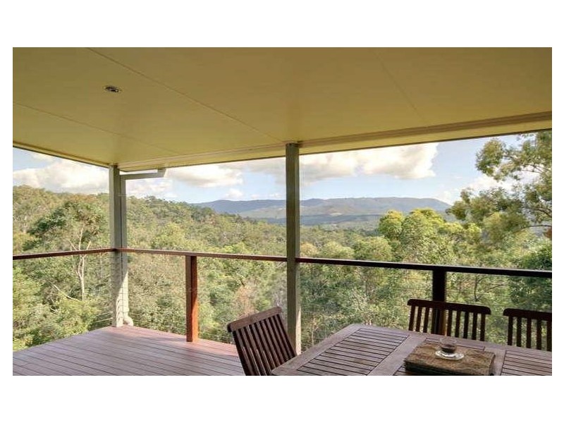 54 Taravista Boulevard, Highland Park QLD 4211