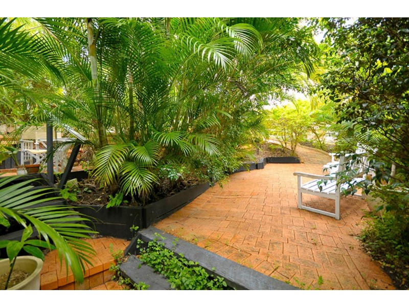 6 Myco Court, Elanora QLD 4221