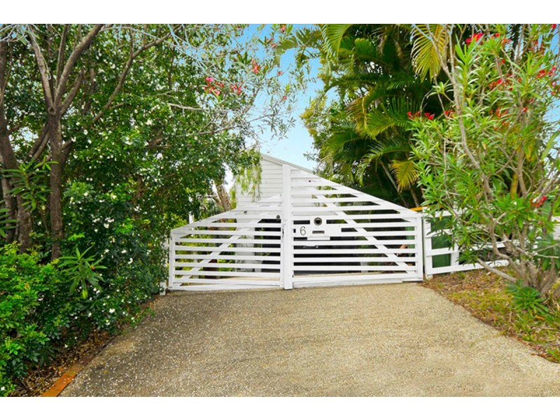 6 Myco Court, Elanora QLD 4221