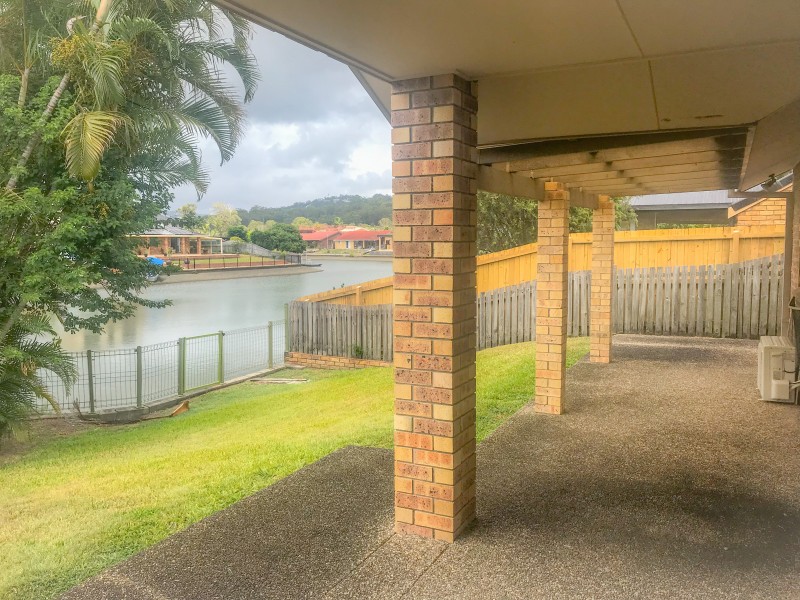 20 Mainsail Street, Currumbin Waters QLD 4223