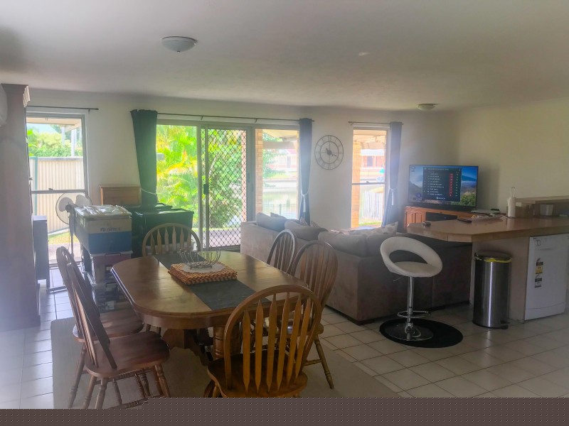 20 Mainsail Street, Currumbin Waters QLD 4223