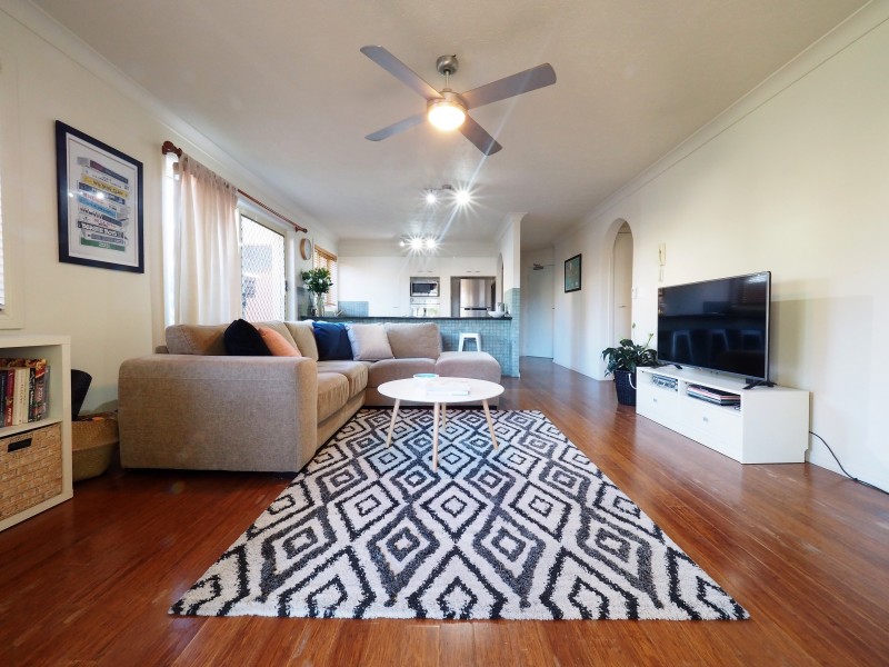 3/7 Twenty Seventh Avenue, Palm Beach QLD 4221