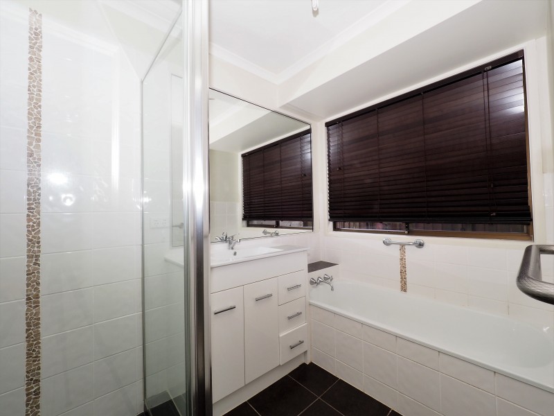 94 Japonica Drive, Palm Beach QLD 4221