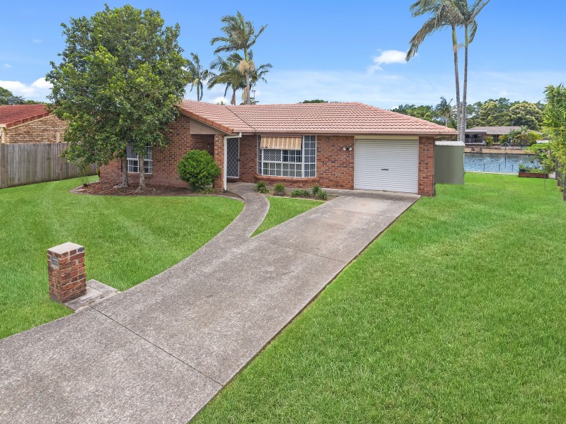 12 Vucas Court, Currumbin Waters QLD 4223