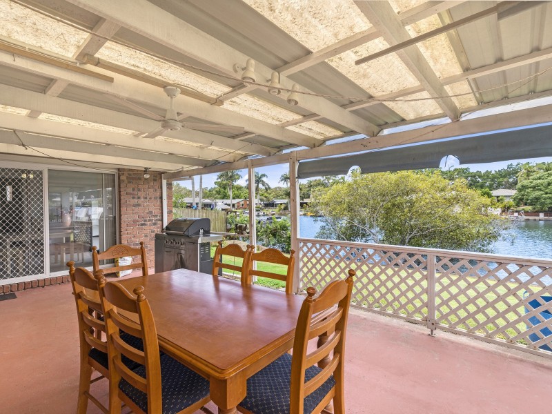 12 Vucas Court, Currumbin Waters QLD 4223