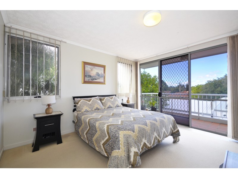 60/56-70 Guineas Creek Road, Currumbin Waters QLD 4223