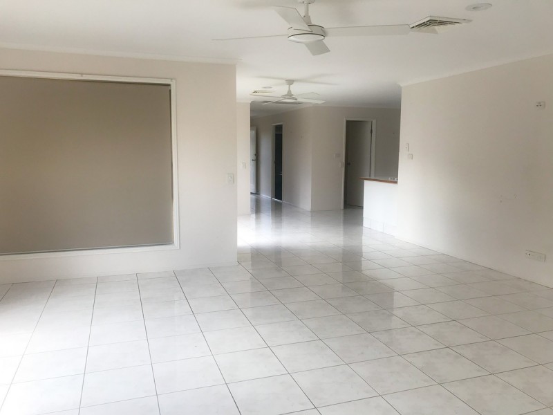 36 Cumberland Drive, Varsity Lakes QLD 4227