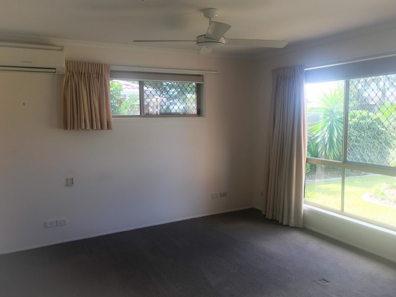 36 Cumberland Drive, Varsity Lakes QLD 4227