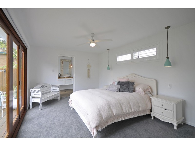 14 Amboina Avenue, Palm Beach QLD 4221