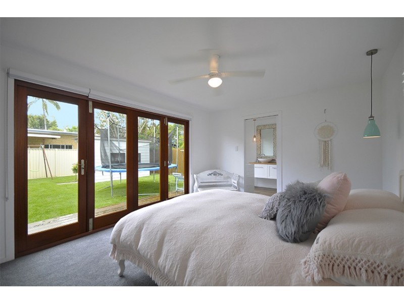 14 Amboina Avenue, Palm Beach QLD 4221