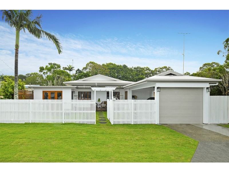 14 Amboina Avenue, Palm Beach QLD 4221