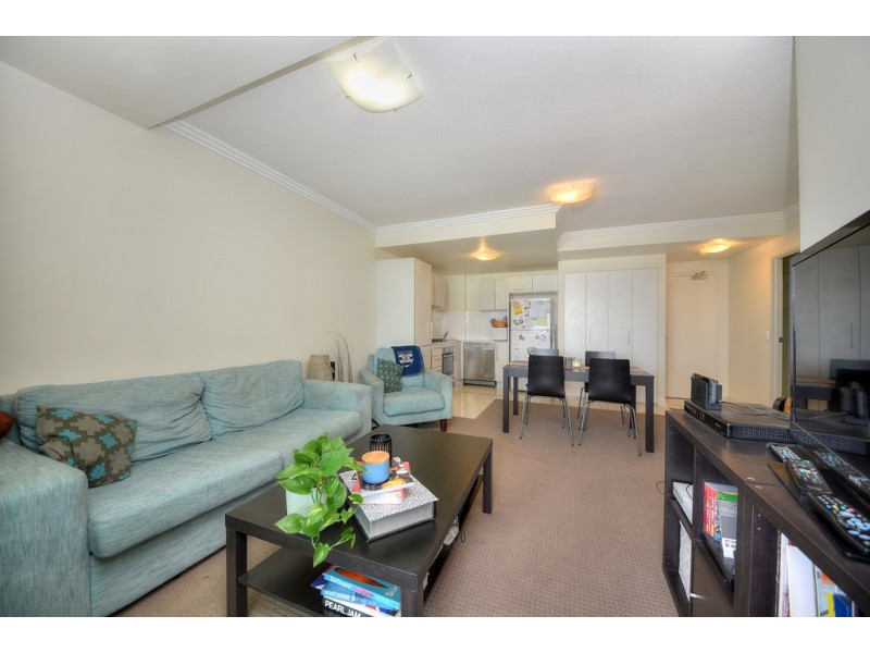 1502/10 Fifth Avenue, Palm Beach QLD 4221