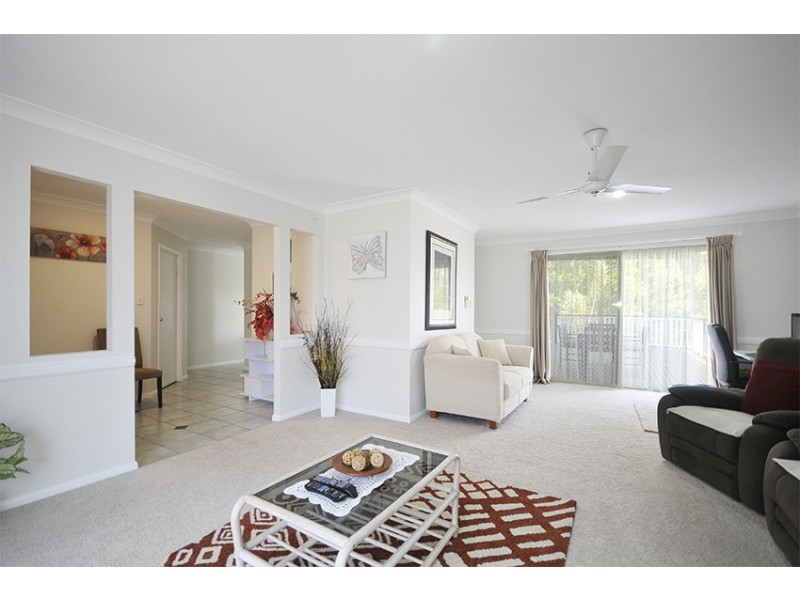 15 Laurina Court, Elanora QLD 4221