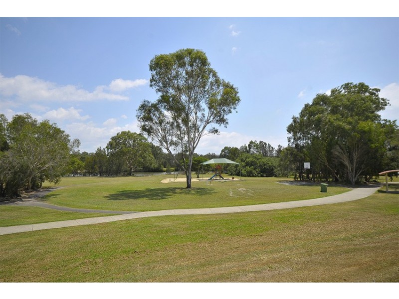 15 Laurina Court, Elanora QLD 4221