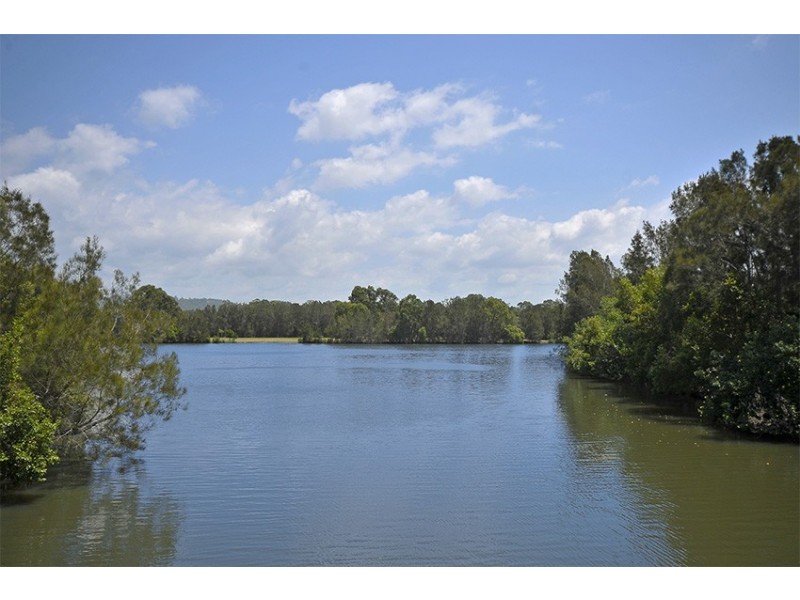 15 Laurina Court, Elanora QLD 4221