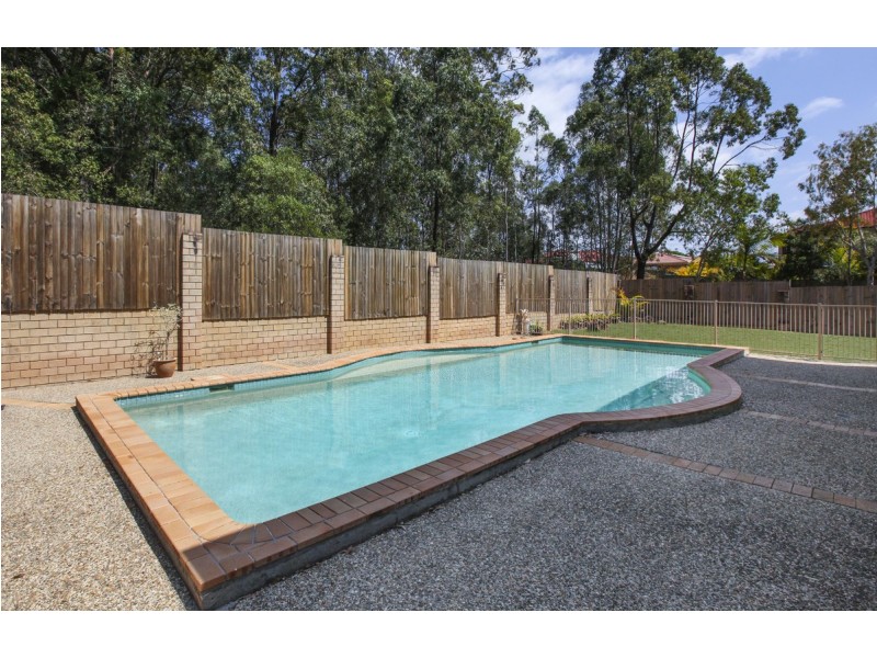 80 Silver Glade Drive, Elanora QLD 4221