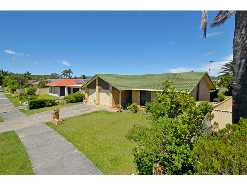 63 Ironbark Street, Elanora QLD 4221