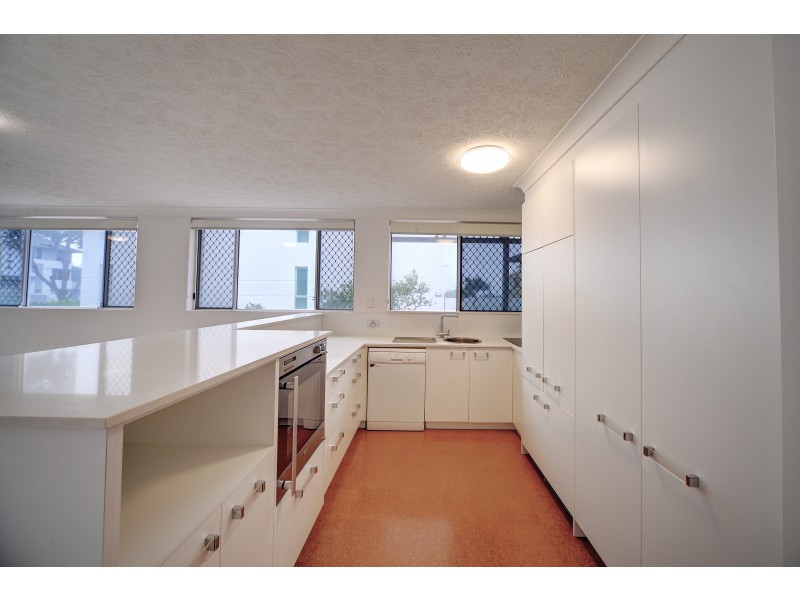 1/6 Tomewin Street, Currumbin QLD 4223