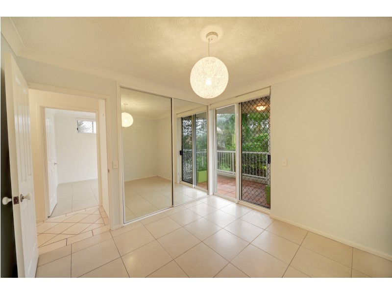 1/6 Tomewin Street, Currumbin QLD 4223