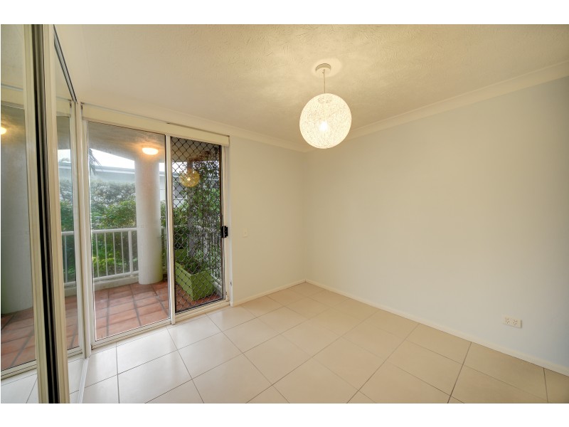 1/6 Tomewin Street, Currumbin QLD 4223