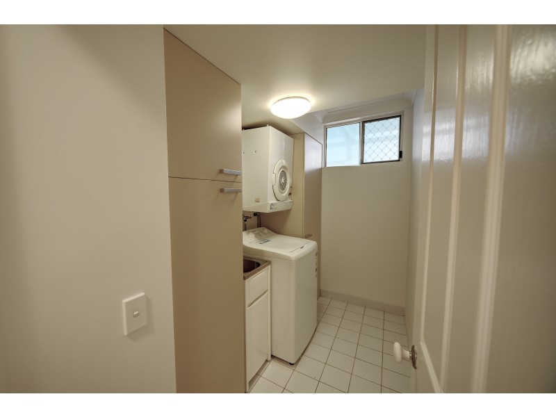 1/6 Tomewin Street, Currumbin QLD 4223