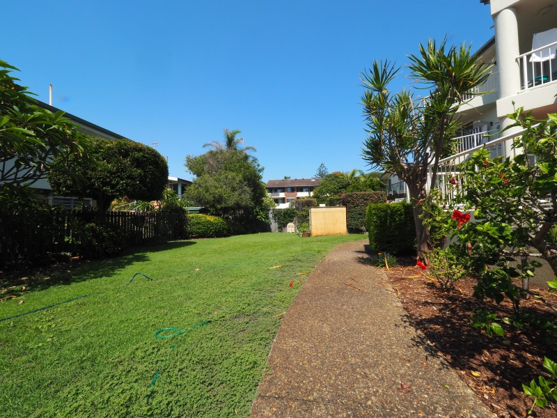 1/6 Tomewin Street, Currumbin QLD 4223