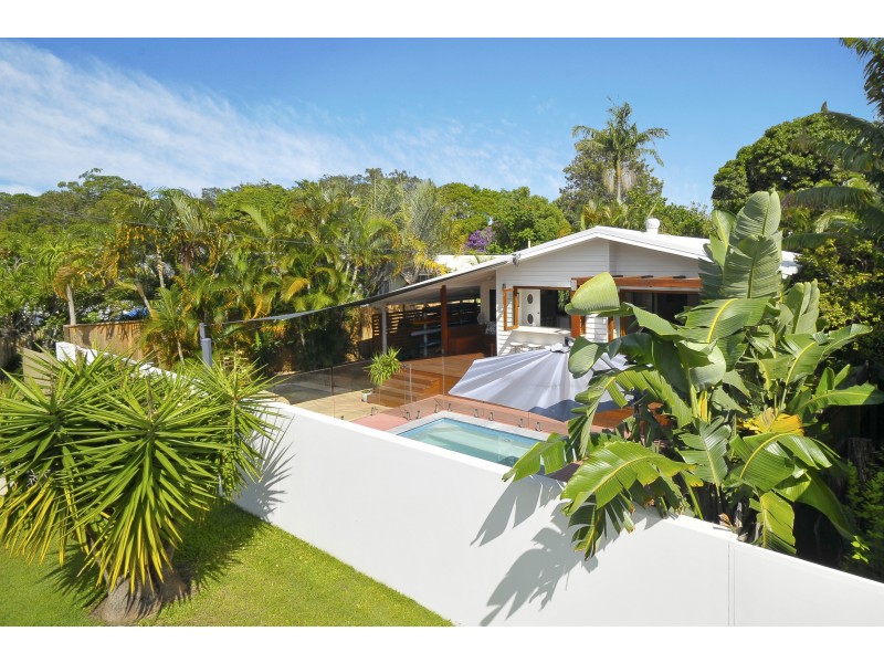 3 Celebes Avenue, Palm Beach QLD 4221