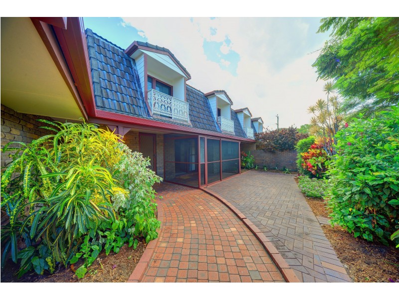 2/83 Laguna Avenue, Palm Beach QLD 4221