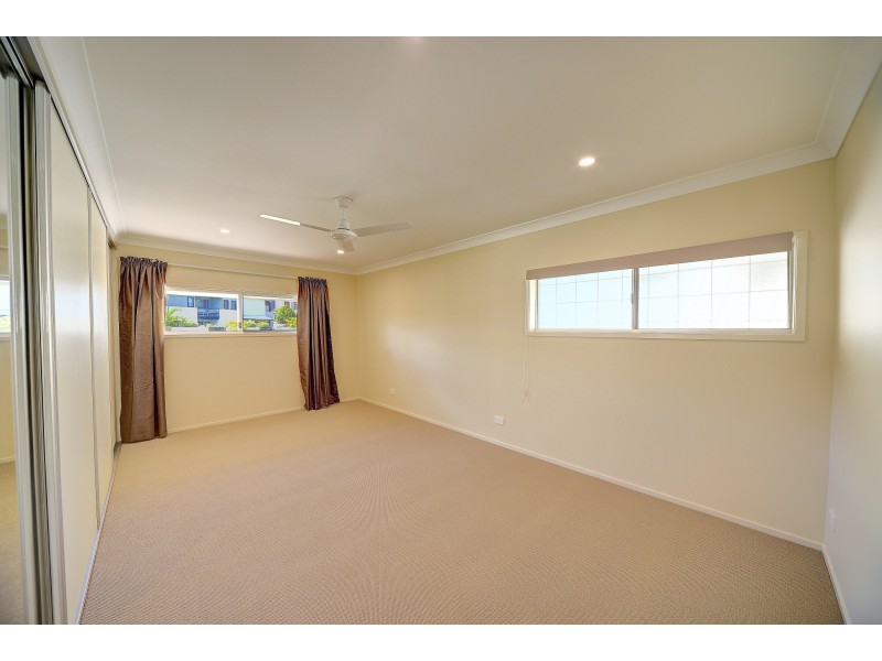 2/83 Laguna Avenue, Palm Beach QLD 4221