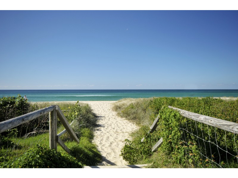5/1371 Gold Coast Highway, Palm Beach QLD 4221