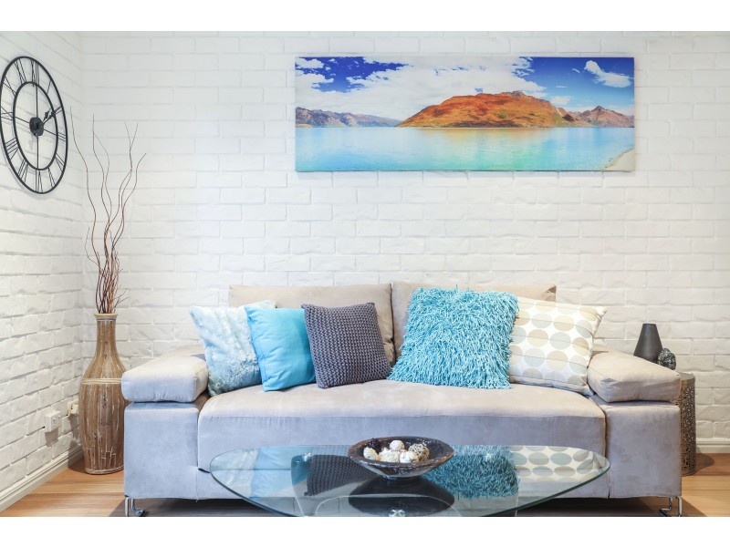 2/6 Jodie Crt, Mermaid Waters QLD 4218