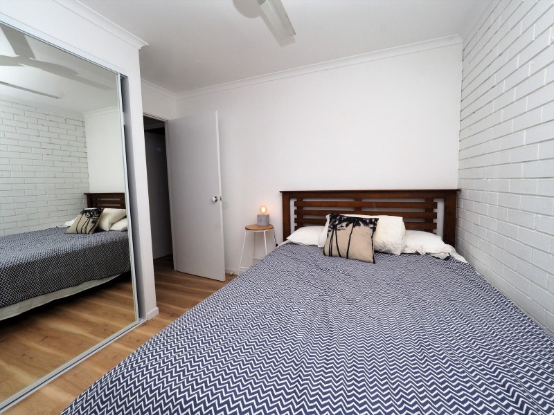 1/22 Fourth Avenue, Palm Beach QLD 4221