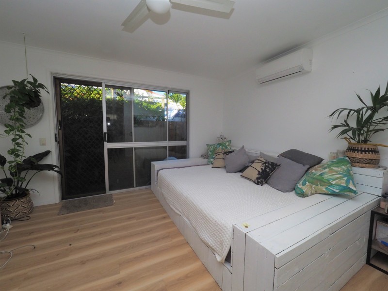 1/22 Fourth Avenue, Palm Beach QLD 4221