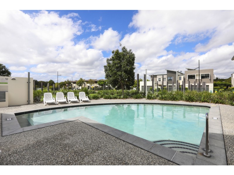 75/2 Inland Drive, Tugun QLD 4224